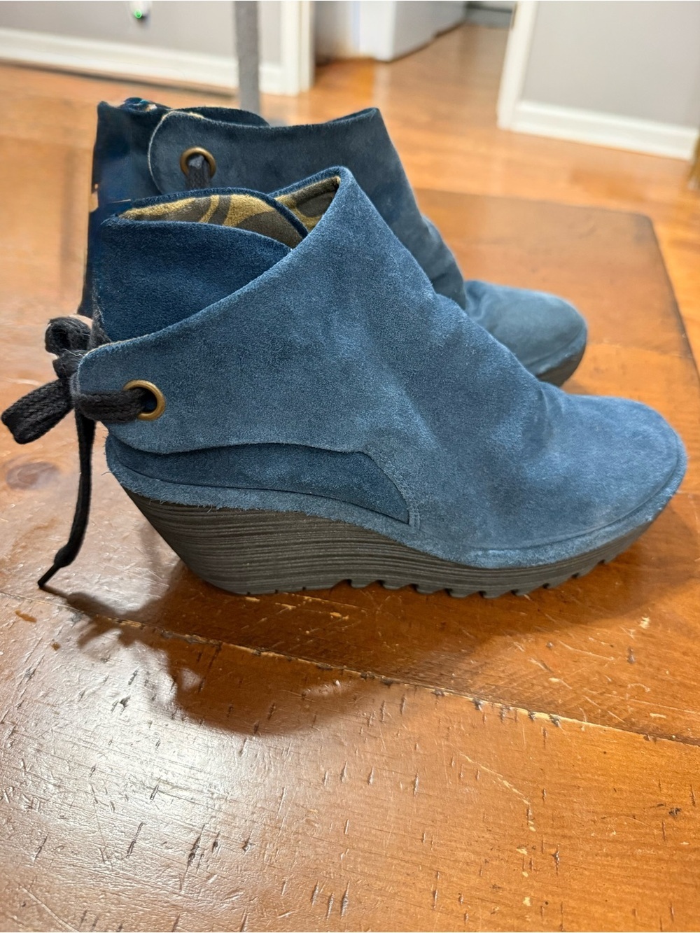 Fly London Navy Blue Suede Ankle Wedge Booties EU 38 US 7.5